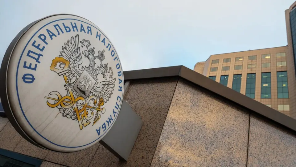 Первое повышение налоговой нагрузки на малый бизнес ради пополнения военного бюджета привело к сокращению сборов по спецрежимам сразу более чем на пятую часть, тогда как дефицит федерального бюджета продолжает расти.