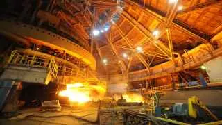 Одна из ведущих сталелитейных компаний России в начале 2026 года столкнулась с резким падением прибыли, кассовым разрывом и вынуждена урезать расходы и инвестиции на фоне кризиса в отрасли и санкций.