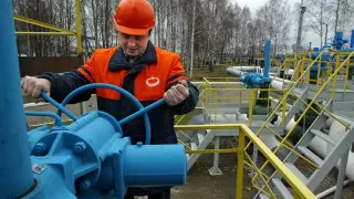 С 1 мая прекращается транзит казахстанской нефти по нефтепроводу «Дружба» в Германию и другие страны Европы на фоне дефицита сырья после сокращения поставок с Ближнего Востока.
