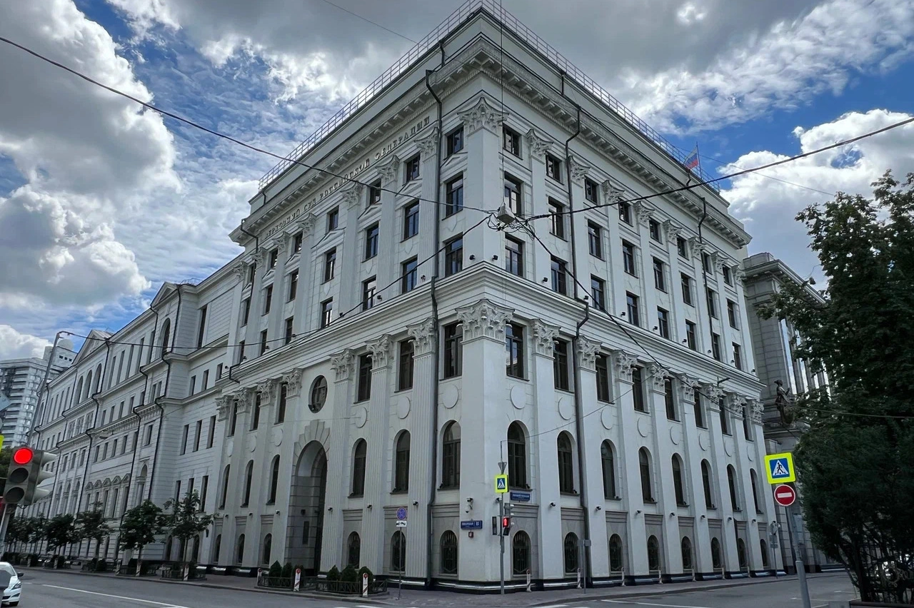 Судебный департамент при Верховном суде России убрал с сайта многолетнюю судебную статистику и не опубликовал данные за 2025 год, хотя был обязан сделать это до 20 апреля.