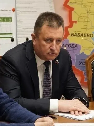 Проект лишает жильцов части рычагов влияния: ОСС смогут голосовать только за повышение тарифа, снизить плату ниже регионального минимума станет нельзя. Это приведёт к дополнительным расходам для десятков домов.
