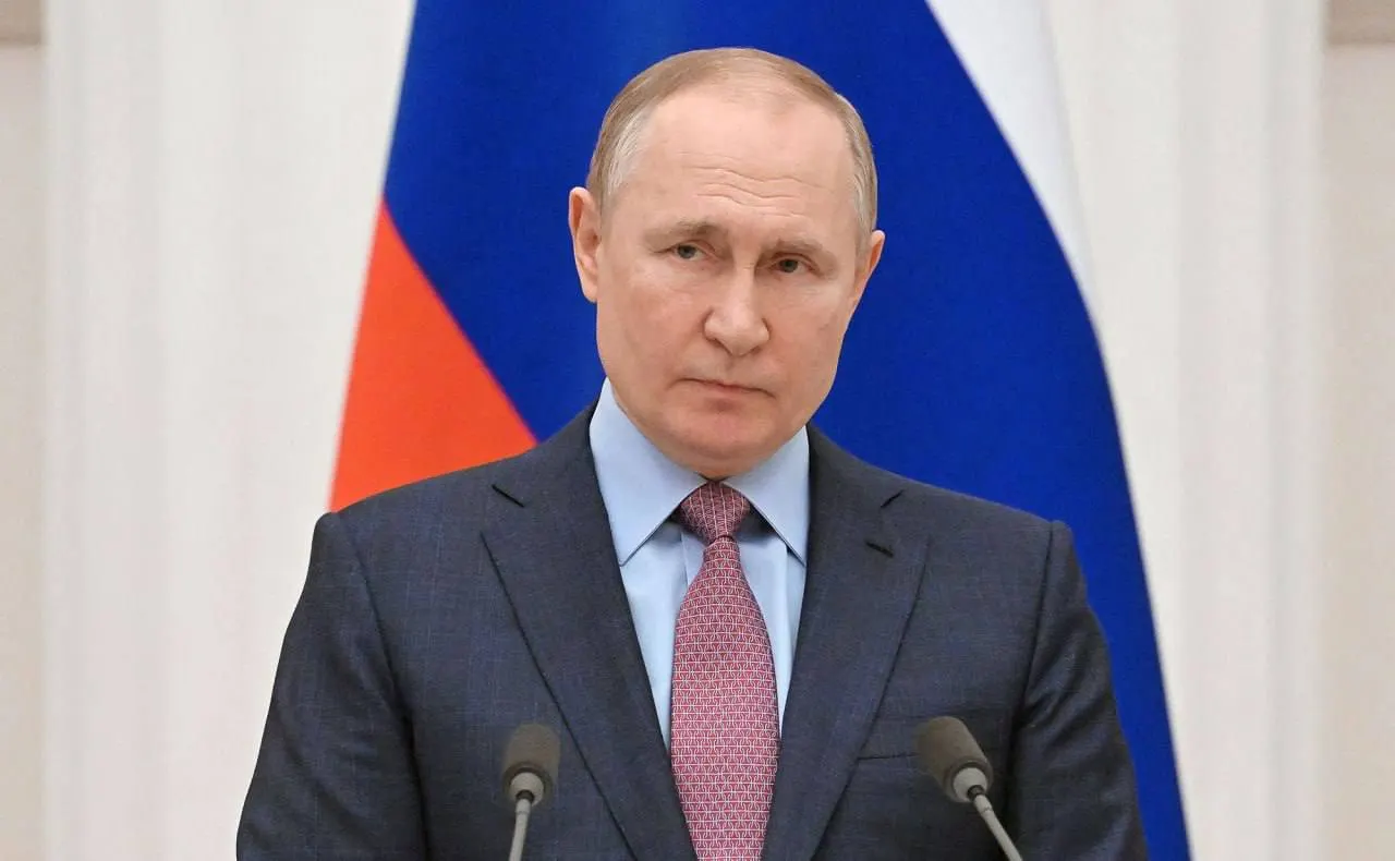 Президент заявил, что замена низкоквалифицированных работников искусственным интеллектом — необратимый и неизбежный процесс, который изменит рынок труда.