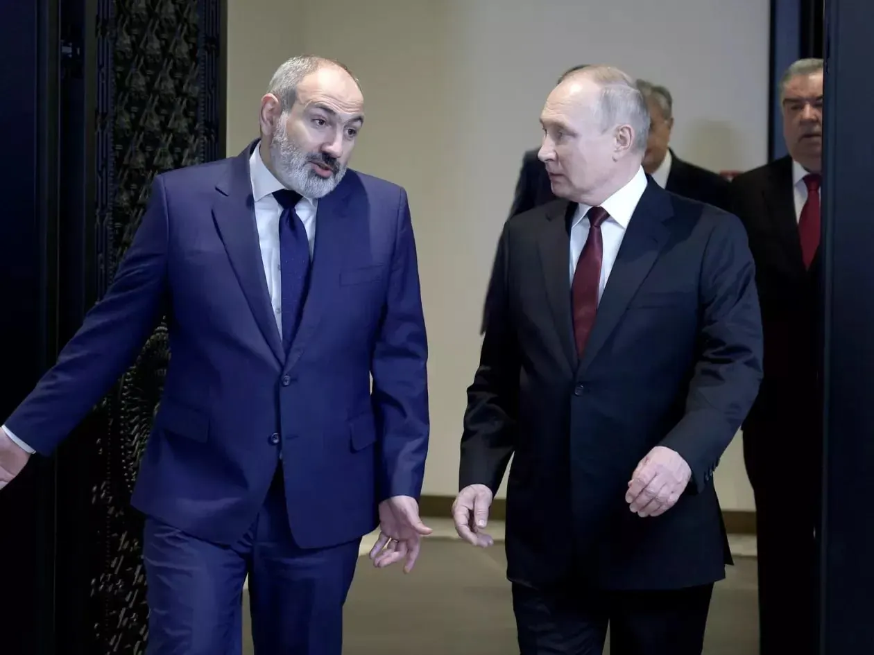 Премьер-министр заявил, что Ереван отказывается вводить антироссийские санкции, но из‑за экономической уязвимости не станет участвовать в схемах их обхода; европейские специалисты подтвердили отсутствие таких практик.