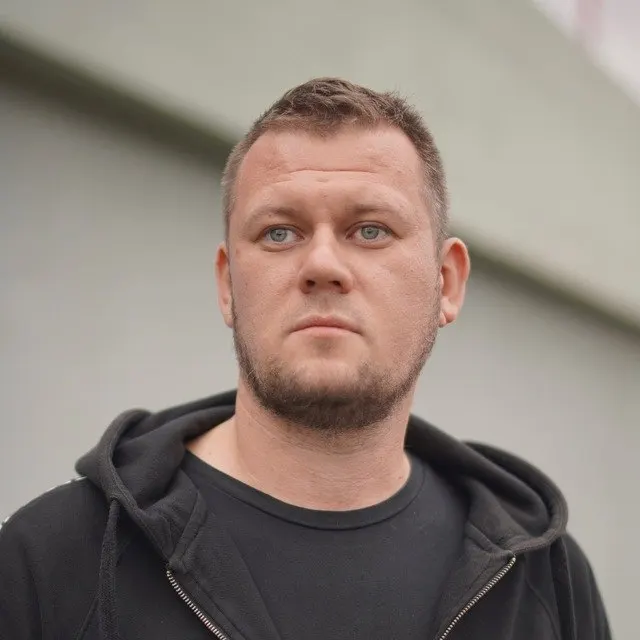 Минюст внёс в реестр «иноагентов» украинского блогера и журналиста Дениса Казанского. Он заявил, что не имеет российского гражданства и ожидал более жёстких обвинений.
