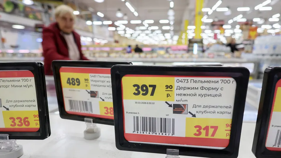 Федеральная антимонопольная служба направила предостережения экспертам, посчитав, что их заявления о росте цен могут стимулировать изменение ценовой политики компаний и повышенный спрос со стороны потребителей.