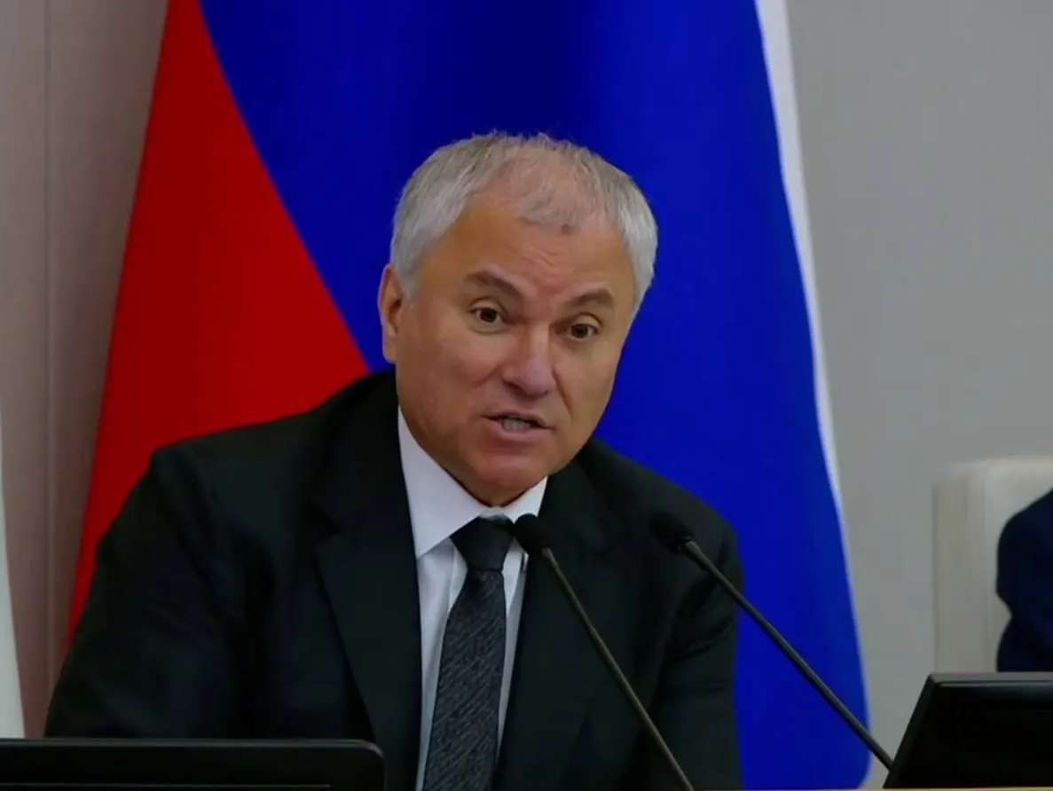 Депутаты приняли во втором чтении законопроект, официально добавляющий противодействие «искажению исторической правды» и предупреждение уклонения от службы в перечень профилактических мероприятий.