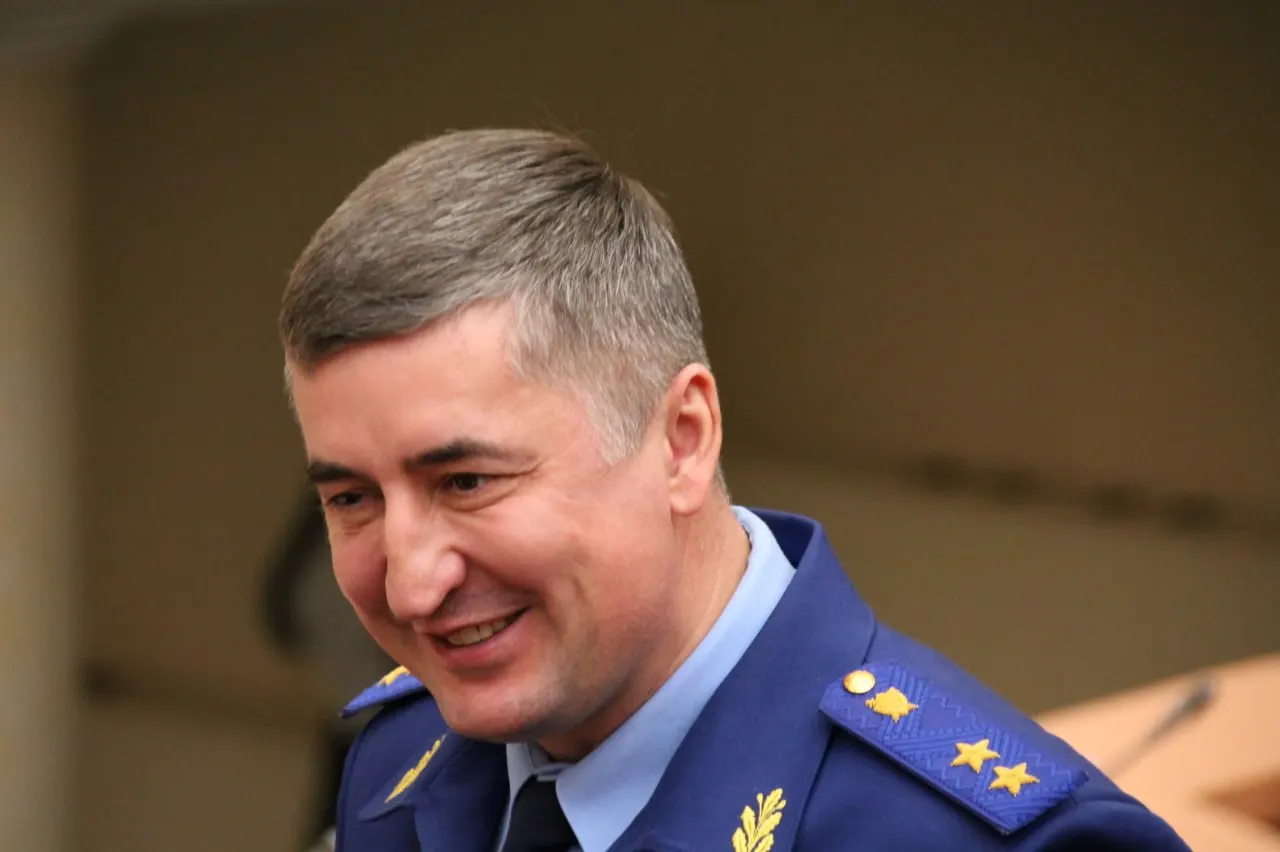 Сергей Филипенко назначен прокурором Воронежской области на пятилетний срок; его преемником в Саратовской области стал Роман Пантелеев. Указ вступил в силу 28 июня.