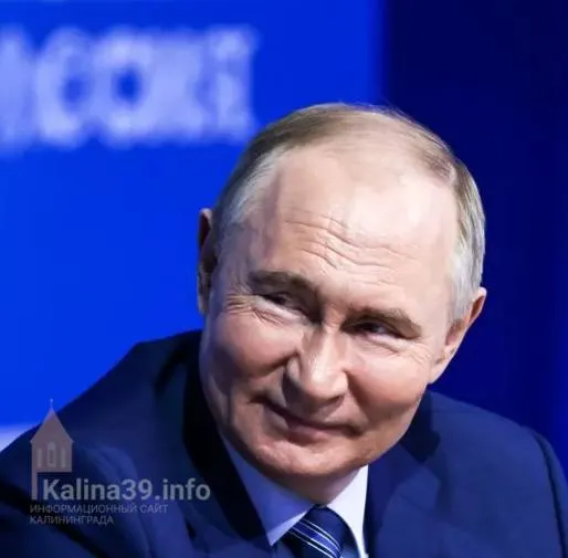 Президент связал проблемы с топливом с атаками на НПЗ и заверил в «высоких запасах прочности», тогда как очереди на АЗС, лимиты и рост цен показывают реальные сложности. Ранее идея взаимного прекращения ударов по энергообъектам не была поддержана.