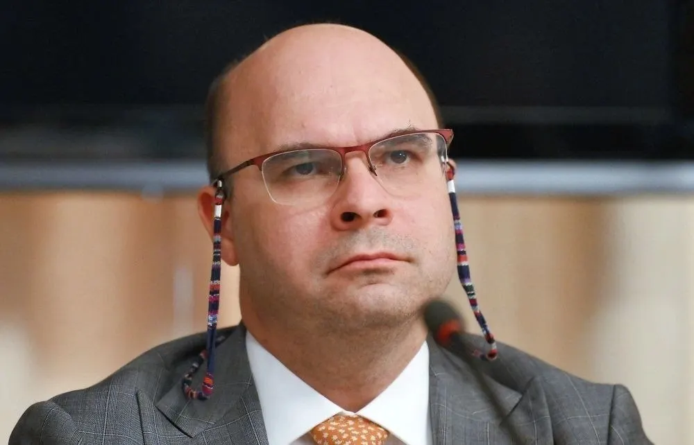 Заместитель председателя Банка России заявил, что проценты по банковским вкладам должны защищать сбережения от инфляции и не поощрять жизнь на проценты, превращающую человека в «рантье».