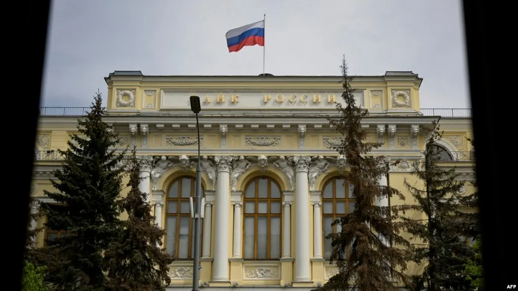 Центробанк расширил доступность криптовалют на биржах и объявил правила для инвесторов.