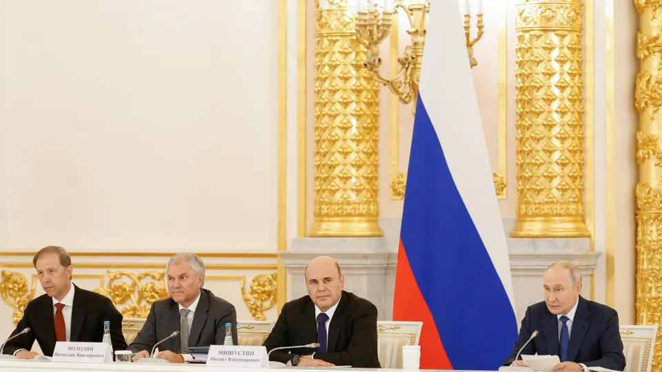Президент подчеркнул необходимость заблаговременной подготовки к возвращению участников боевых действий и содействия их трудоустройству после завершения конфликта.