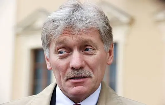 Пресс-секретарь президента заявил, что введение жестких санкций со стороны США усложнит дипломатические усилия по мирному урегулированию конфликта на Украине.