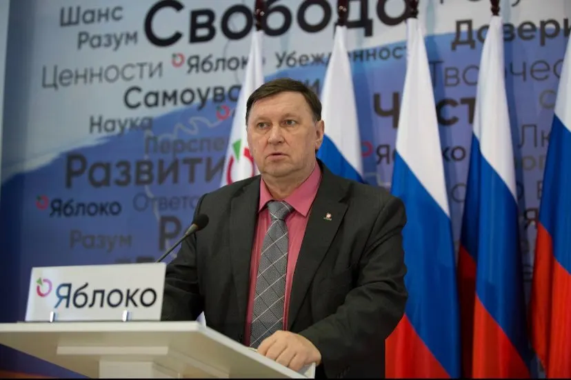 Накануне последнего дня регистрации кандидатов в Москве и Екатеринбурге состоялись судебные решения по делу оппозиции: отмена регистрации одного кандидата и административный арест другого участника кампании.