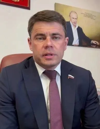 Глава Госдумы по информполитике заявил о движении к независимому интернет-пространству, приводя мессенджер MAХ как пример курса страны.