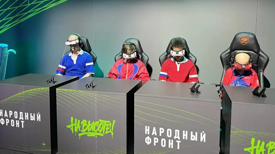 Новый регламент управления беспилотниками запускают в пилотном формате ГТО в нескольких регионах и планируют расширение на всю страну; программа предусматривает обучение управлению дроном, программированию и ремонту.