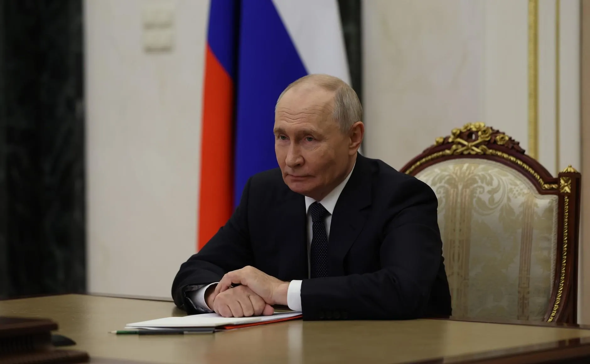Ключевые заявления участников переговоров и направления дипломатического диалога на старте встречи.
