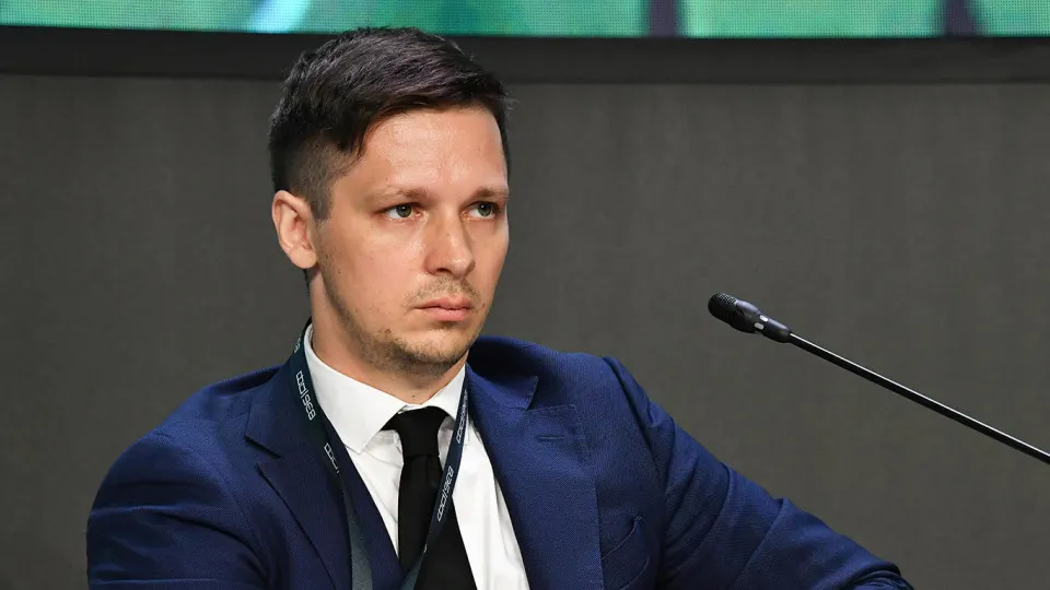 Экономическая повестка России фокусируется на росте доли госрасходов, реформе налоговой системы и перспективах бюджета до 2027 года.